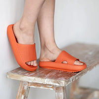 Cloudies™ – Les claquettes super moelleuses